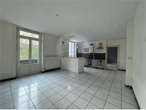 t5 à la vente -   42150  LA RICAMARIE, surface 94 m2 vente t5 - UBI453408707